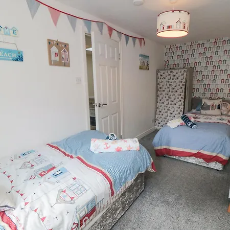 Narnia Cottage-2